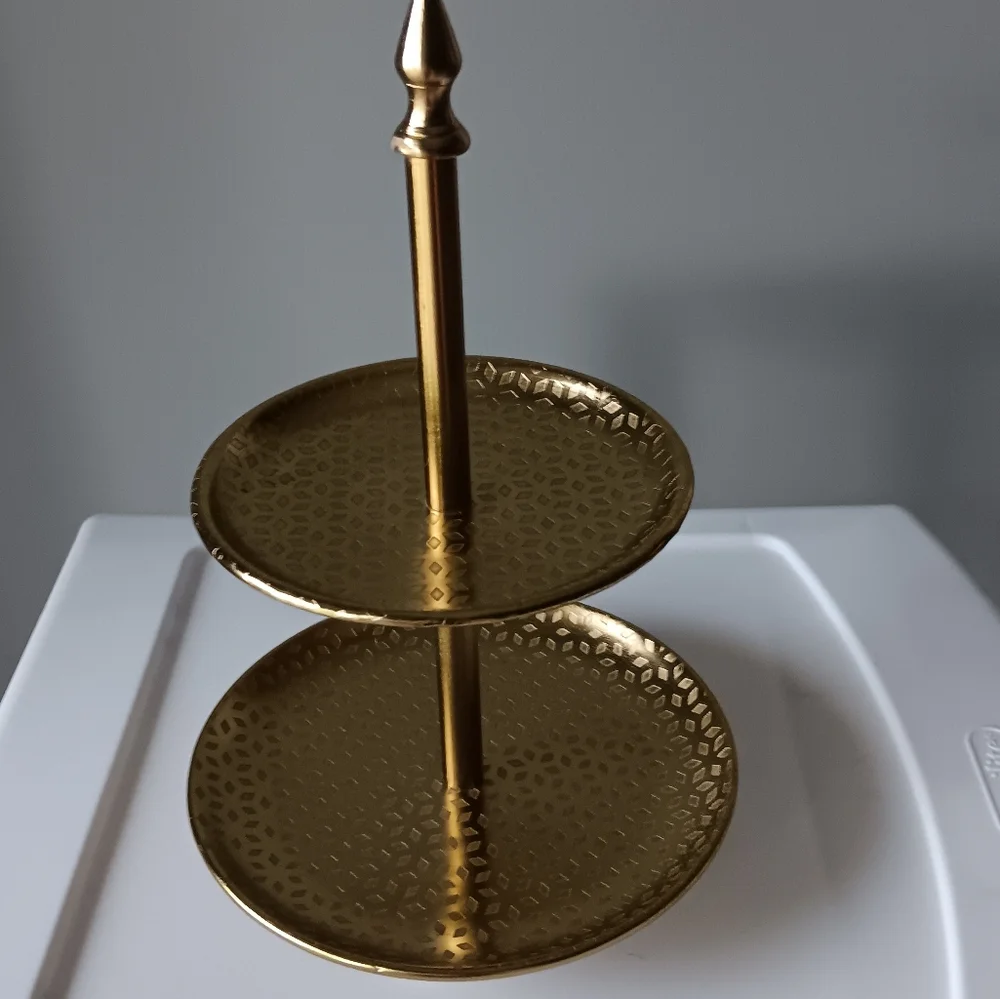 Two Tiered Stand Jewelry Display Decor 10